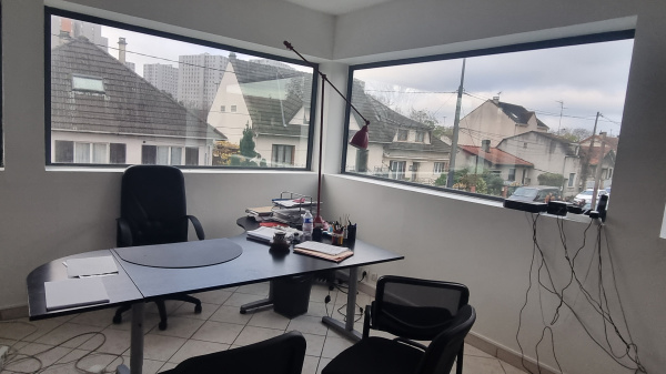 Vente Immobilier Professionnel Murs commerciaux Bobigny 93000