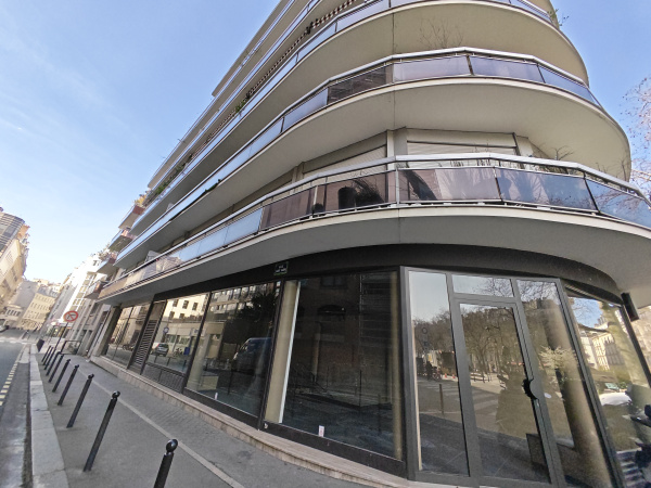 Location Immobilier Professionnel Local commercial Paris 75011